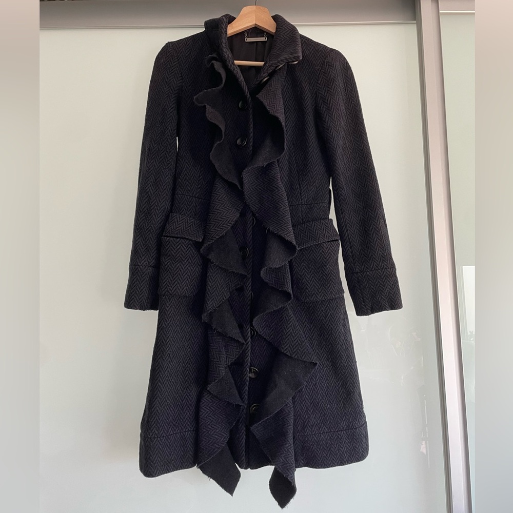 VGUC Diane Von Furstenberg Authentic Ruffled, Tweed, Belted Trench Coat Size 0